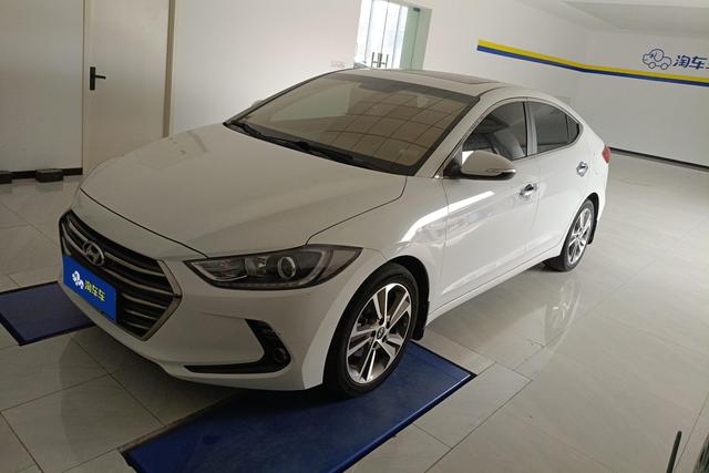 Hyundai Elantra 2016 года выпуска