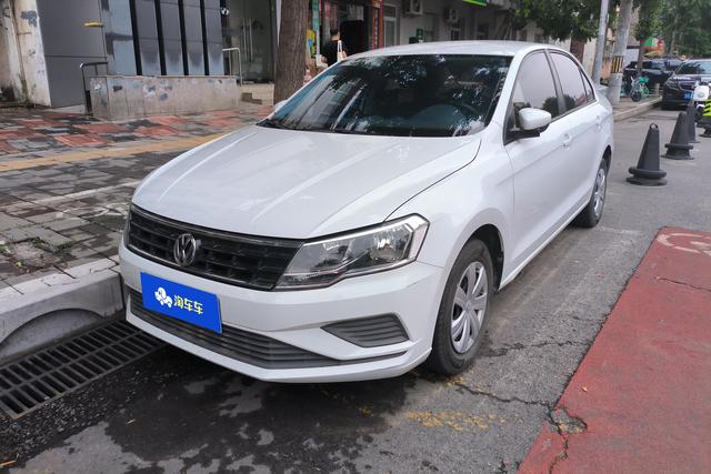 Volkswagen Jetta 2017 года выпуска