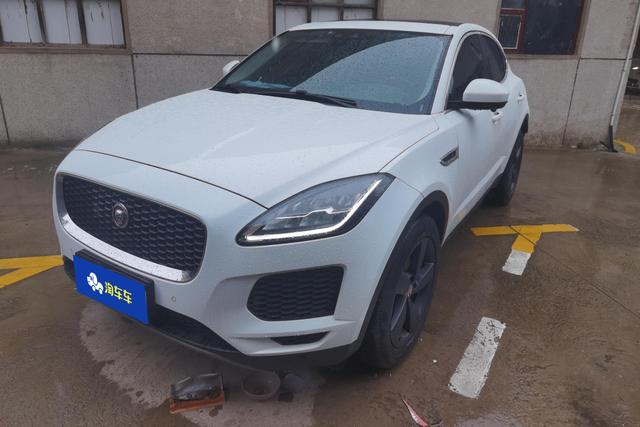 Jaguar E-Pace 2018 года выпуска