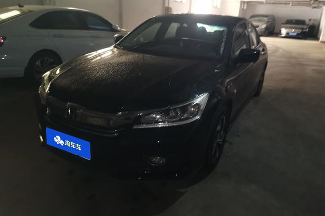 Honda Accord 2016 года выпуска