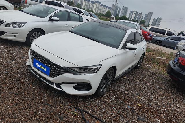 Hyundai Elantra 2019 года выпуска