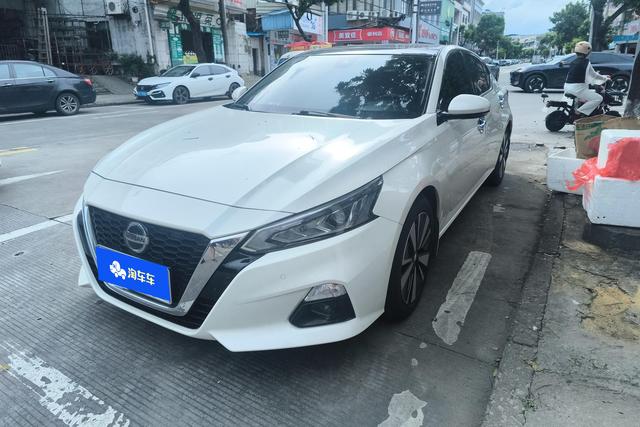 Nissan Altima 2020 года выпуска