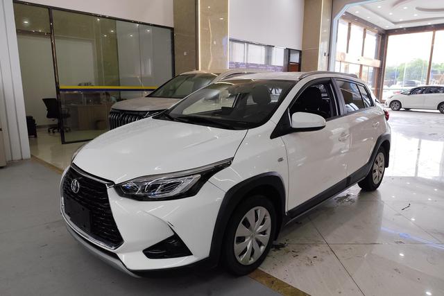 Toyota Yaris 2021 года выпуска