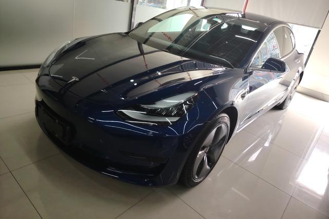 Tesla Model 3 2020 года выпуска