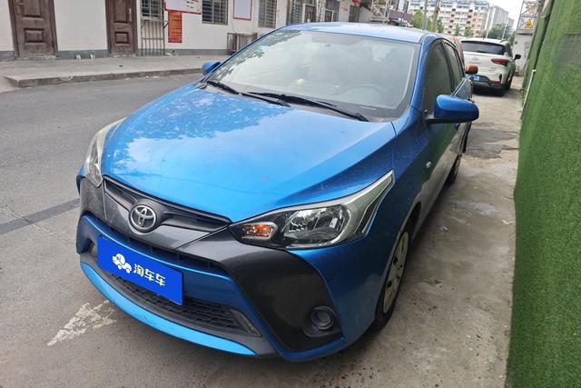 Toyota Yaris 2016 года выпуска