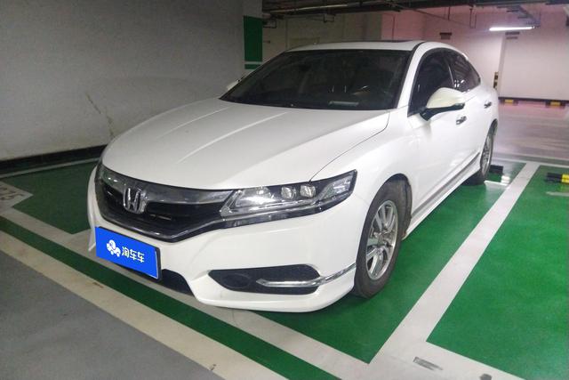 Honda Accord 2017 года выпуска
