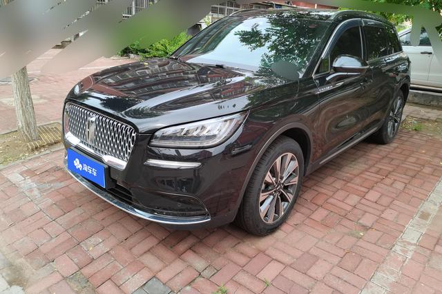Lincoln Aviator 2022 года выпуска