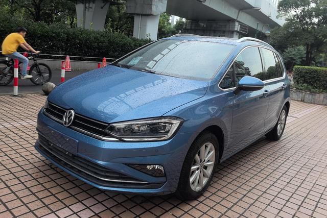 Volkswagen Golf Sportsvan 2019 года выпуска
