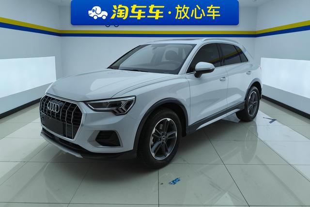 Audi Q3 2021 года выпуска