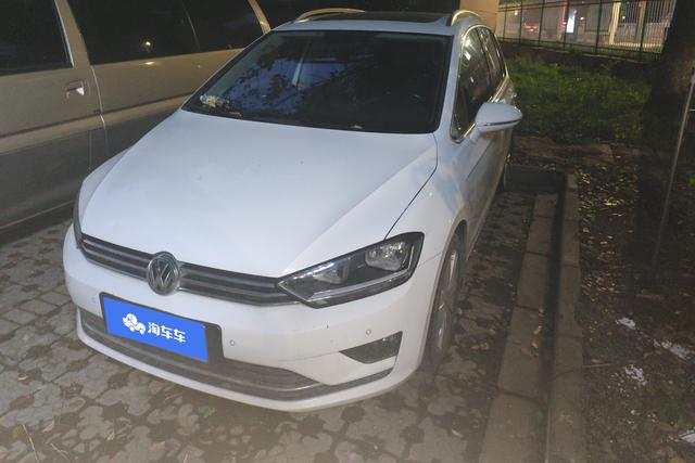 Volkswagen Golf Sportsvan 2016 года выпуска