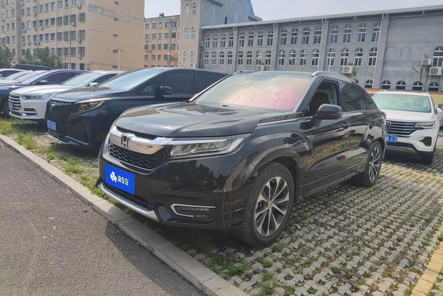 Honda Avancier 2019 года выпуска