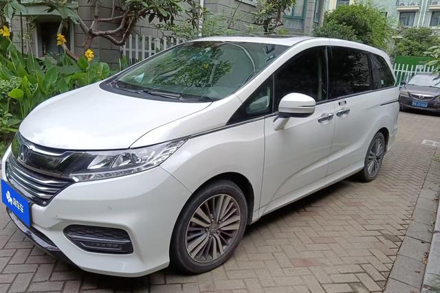 Honda Odyssey 2018 года выпуска