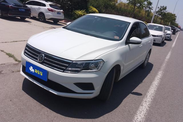 Volkswagen Jetta 2017 года выпуска