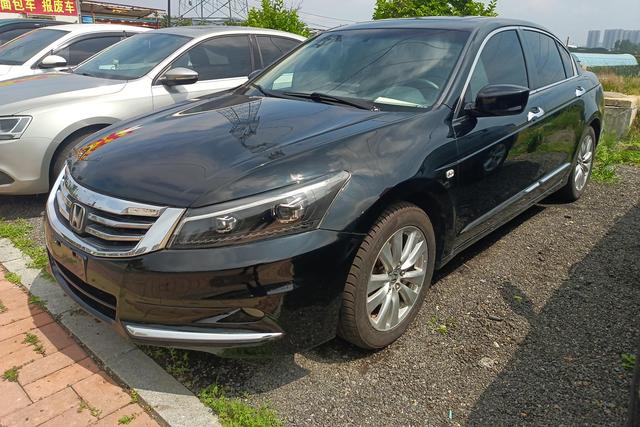 Honda Accord 2013 года выпуска