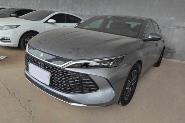 BYD Qin 2024 года выпуска