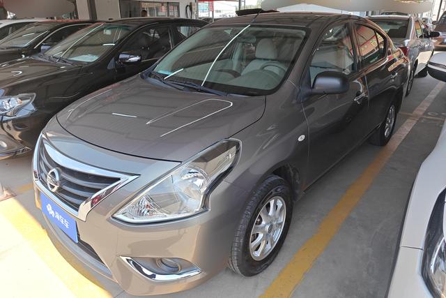 Nissan Sunny 2016 года выпуска