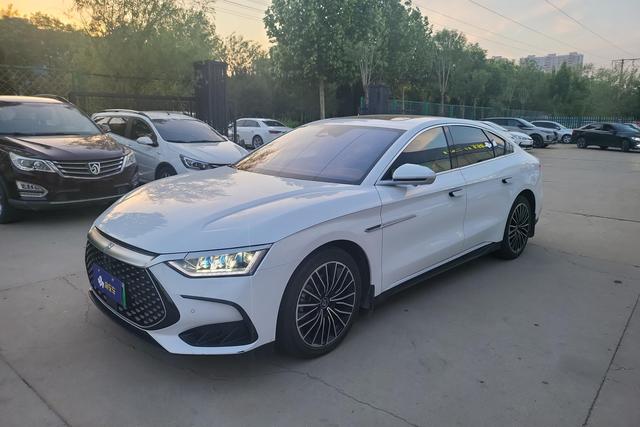 BYD Han 2022 года выпуска