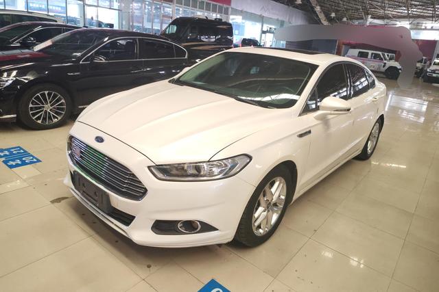 Ford Mondeo 2013 года выпуска