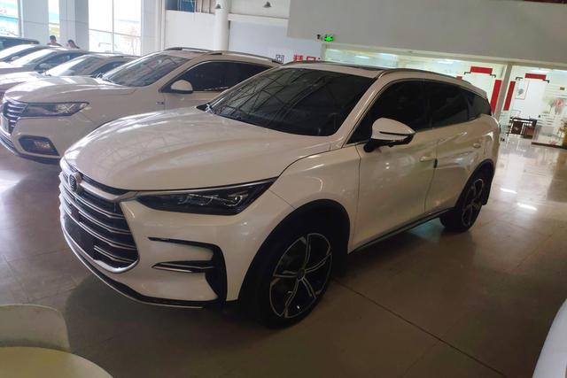 BYD Tang 2021 года выпуска