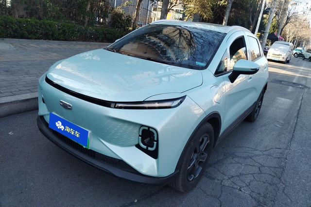 Geely Geometry E Firefly 2024 года выпуска