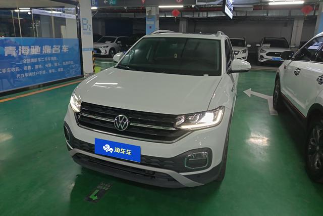 Volkswagen T-Cross 2023 года выпуска