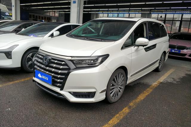 Honda Elysion 2022 года выпуска