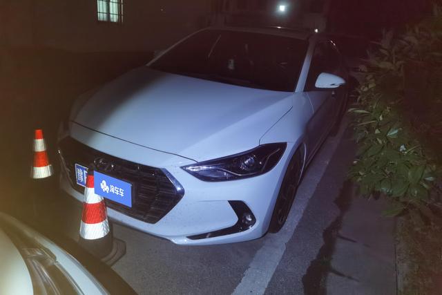 Hyundai Elantra 2019 года выпуска