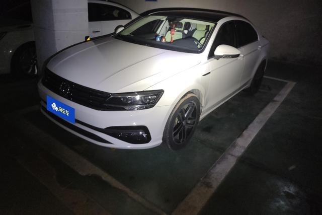 Volkswagen Arteon 2021 года выпуска