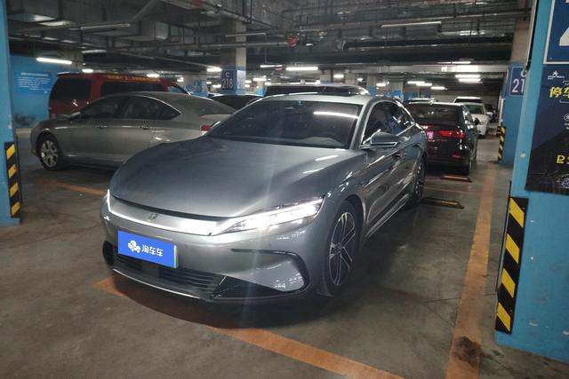 BYD Han 2023 года выпуска