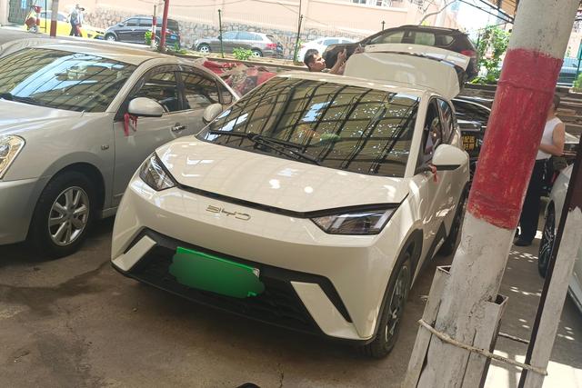 BYD Seagull 2023 года выпуска