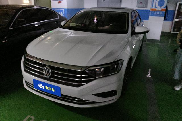 Volkswagen Jetta 2019 года выпуска