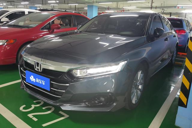 Honda Accord 2022 года выпуска