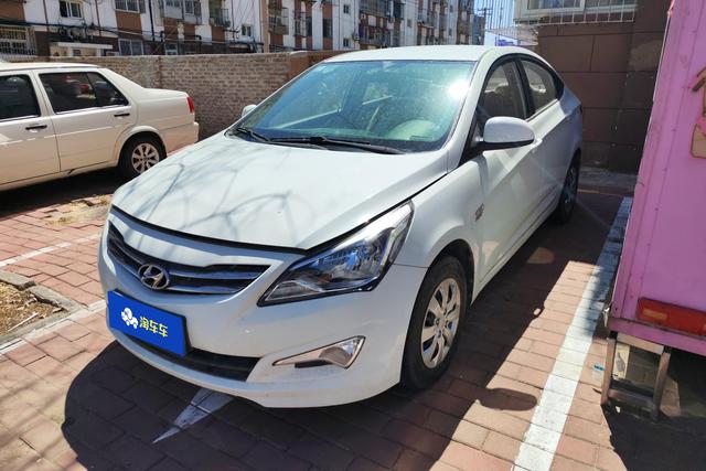 Hyundai Verna 2014 года выпуска