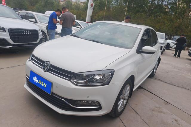 Volkswagen Polo 2016 года выпуска