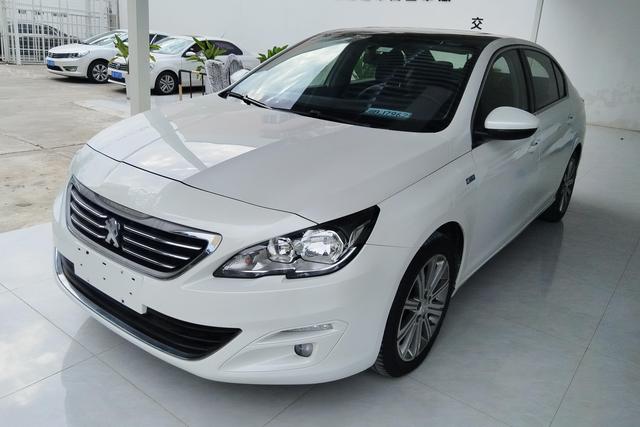 Peugeot 408 2016 года выпуска
