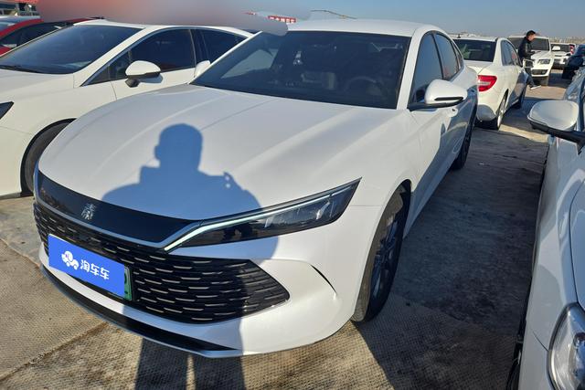 BYD Qin 2024 года выпуска
