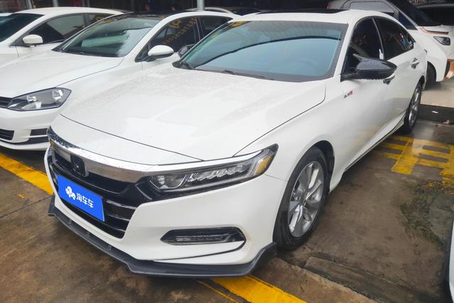 Honda Accord 2018 года выпуска