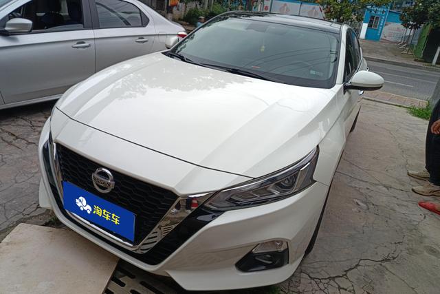 Nissan Altima 2021 года выпуска