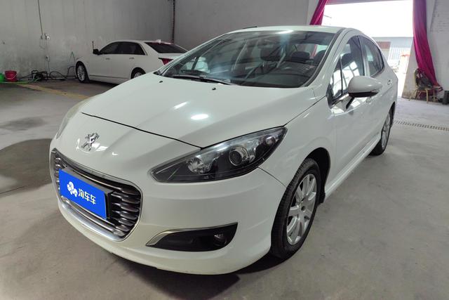 Peugeot 308 2013 года выпуска