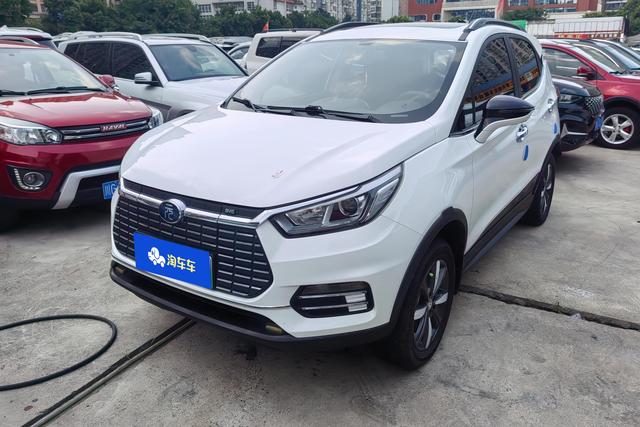 BYD Yuan 2018 года выпуска