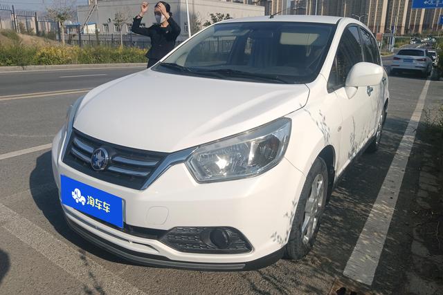 DongFeng Qichen R50 2016 года выпуска