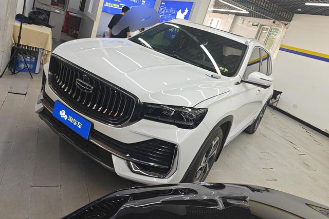 Geely Xingyue 2021 года выпуска