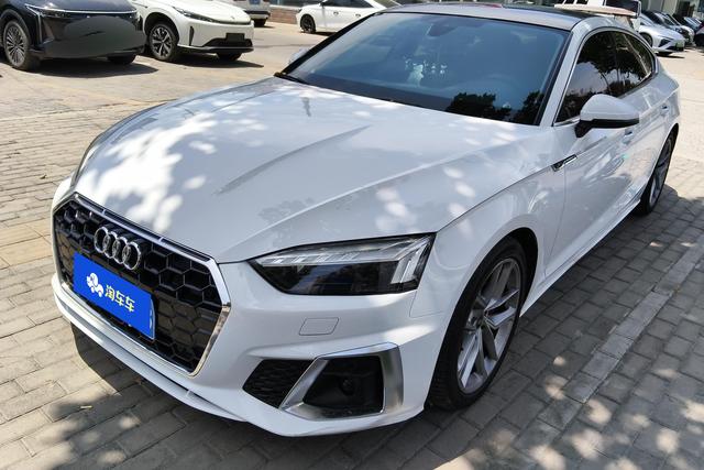 Audi A5 2022 года выпуска