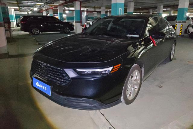 Honda Accord 2024 года выпуска