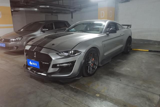 Ford Mustang 2020 года выпуска