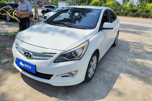 Hyundai Verna 2014 года выпуска