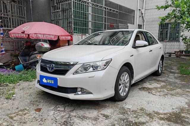 Toyota Camry 2012 года выпуска