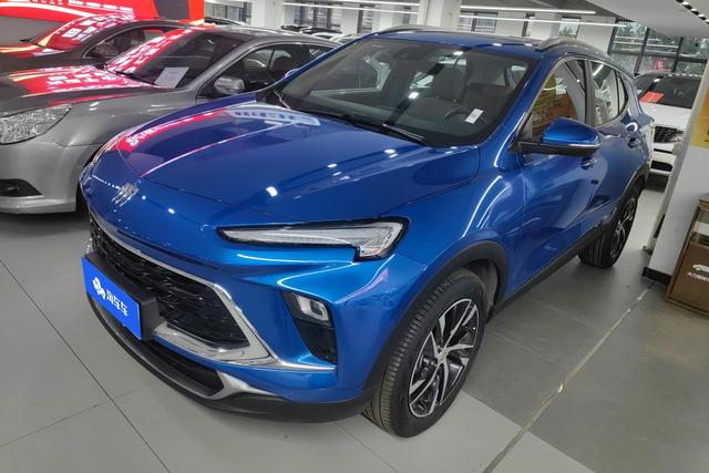 Buick Encore 2023 года выпуска