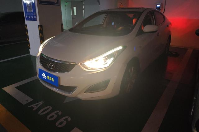 Hyundai Elantra 2016 года выпуска