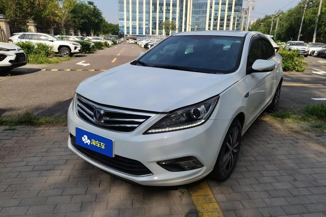 Changan Eado 2016 года выпуска